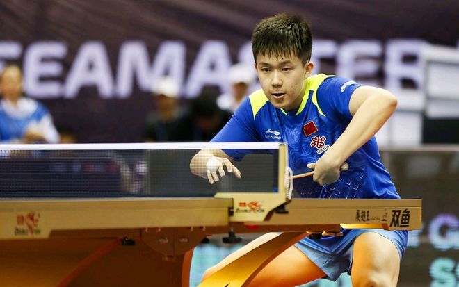 一个更加封 一个更加封