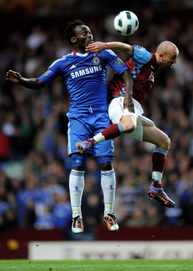 足坛一夜动态：曼联绝杀首胜！皇马2-1巴黎6-3 蓝军官宣加纳乔